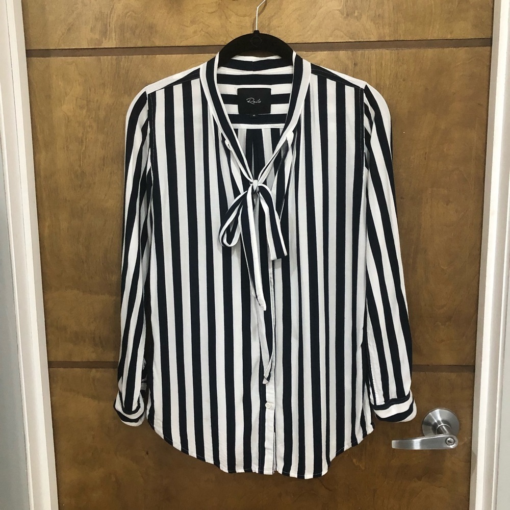 Striped Blouse 💙🌊​